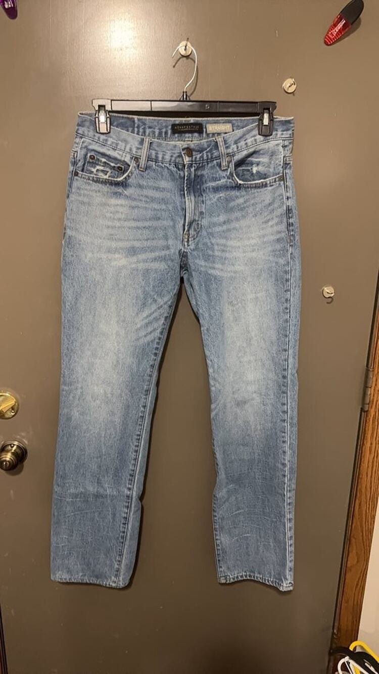 Mens 32x34 Aeropostale Straight Leg Jeans